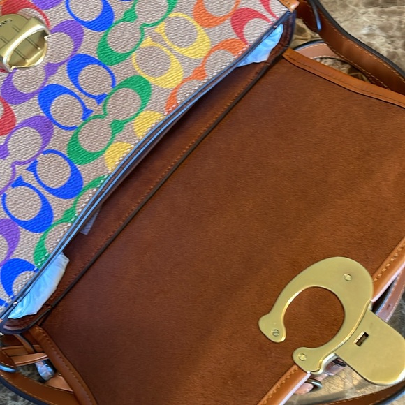 Coach Studio Shoulder Bag Crossbody Rainbow Coatd Canvs Handbag Purse
CA099 - Picture 8 of 9